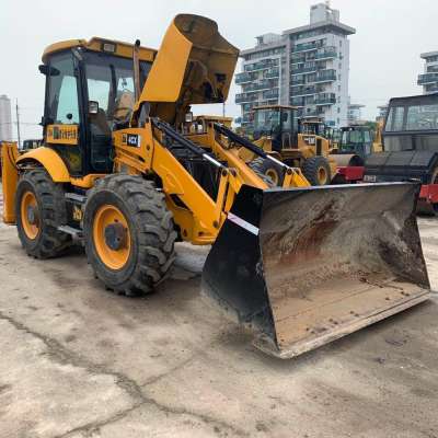 Made in UK JCB 4CX Backhoe loader In Good Condition